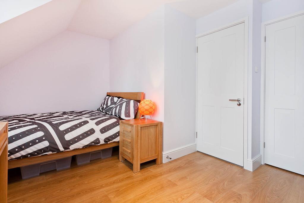Kings Cross Guesthouse Лондон Екстериор снимка